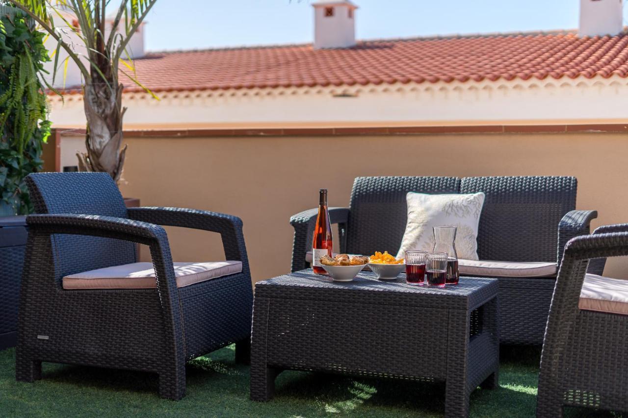 Modern Apartment With Large Terrasse, Bbq, Fast Wifi, 2 Pools Puerto de Santiago  Exterior photo